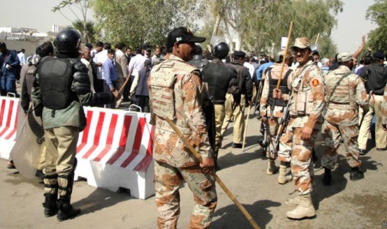 پی آئی اے ملازمین کی ہڑتال، فائرنگ سے دو ہلاک پی آئی اے ملازمین کی ہڑتال، فائرنگ سے دو ہلاک