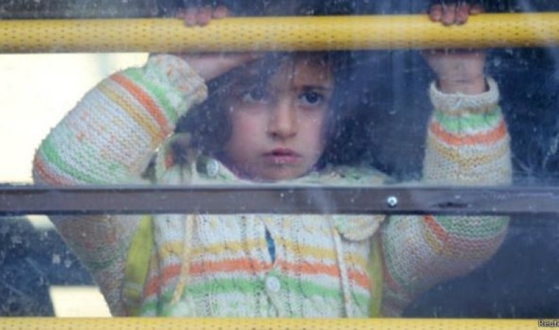 شام کے صوبے حلب میں لڑائی سے’50 ہزار افراد کی نقل مکانی شام کے صوبے حلب میں لڑائی سے’50 ہزار افراد کی نقل مکانی