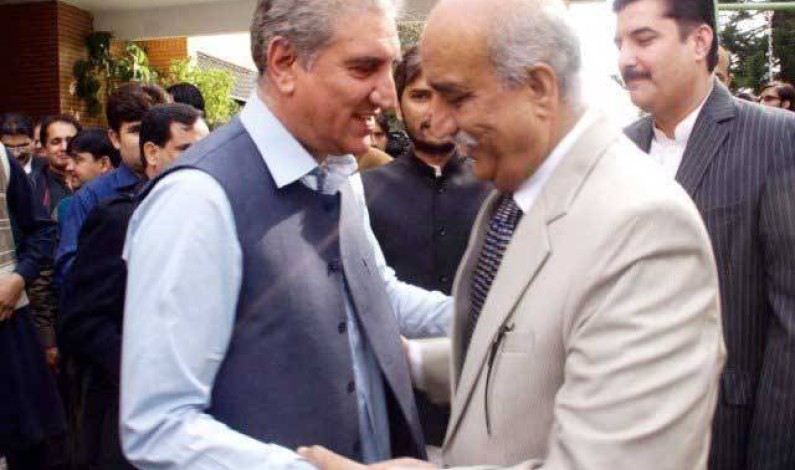 پیپلزپارٹی اور تحریک انصاف نے حکومت کو ٹف ٹائم دینے کی حکمت عملی تیارکرلی پیپلزپارٹی اور تحریک انصاف نے حکومت کو ٹف ٹائم دینے کی حکمت عملی تیارکرلی