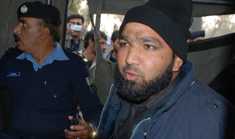 Mumtaz Qadri hanged to death Mumtaz Qadri hanged to death