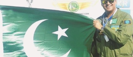 Fakhre Alam claims flying around the world solo Fakhre Alam claims flying around the world solo